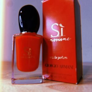 V22-Si-Passione-red-Giorgio-Armani-011.jpeg www.kolhaaga.com