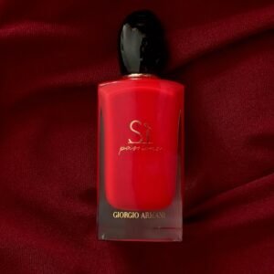 V22-Si-Passione-red-Giorgio-Armani-015.jpeg www.kolhaaga.com