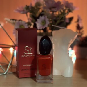 V22-Si-Passione-red-Giorgio-Armani-018.jpeg www.kolhaaga.com