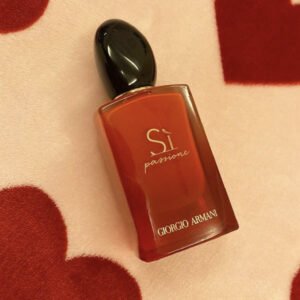 V22-Si-Passione-red-Giorgio-Armani-027.jpeg www.kolhaaga.com